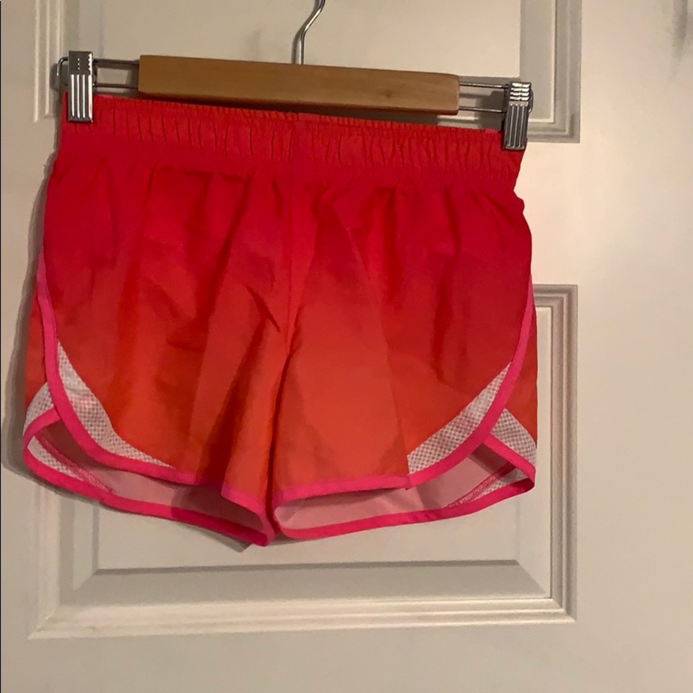 Pink orange and white ombre short